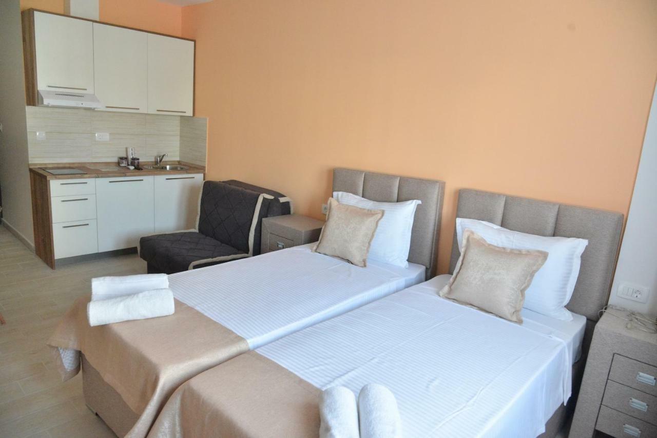 Helada Apartments Tivat Luaran gambar