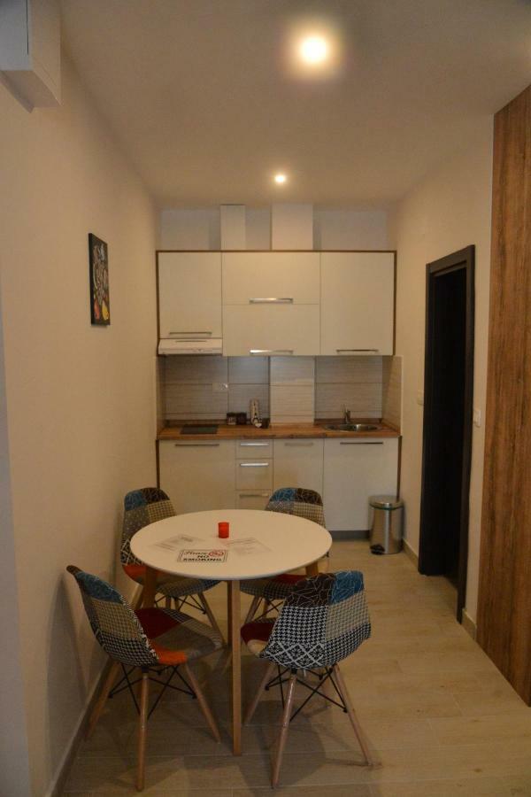 Helada Apartments Tivat Luaran gambar