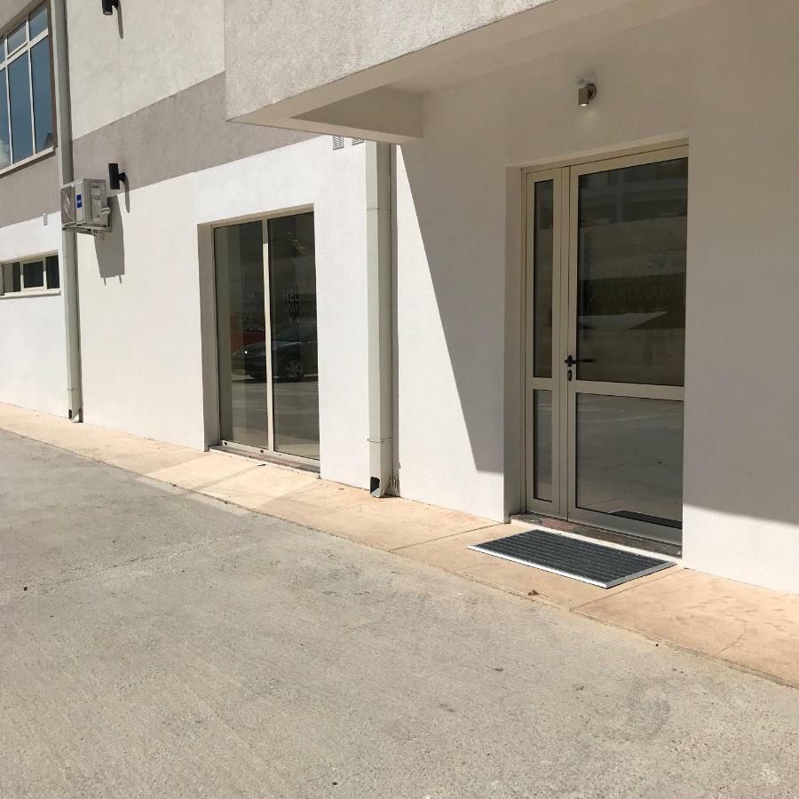 Helada Apartments Tivat Luaran gambar
